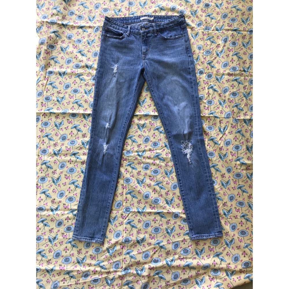Levi’s 711 Skinny Jeans